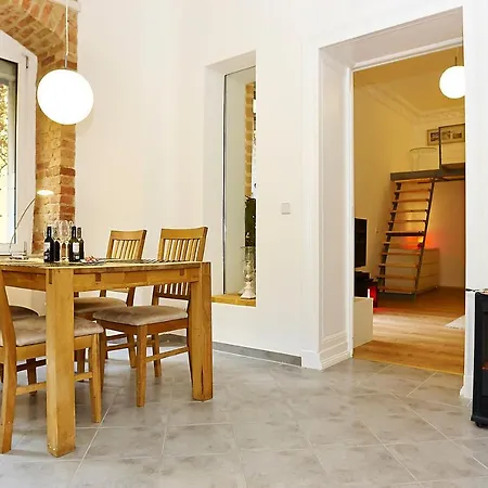 Urban Art Kreuzberg 아파트